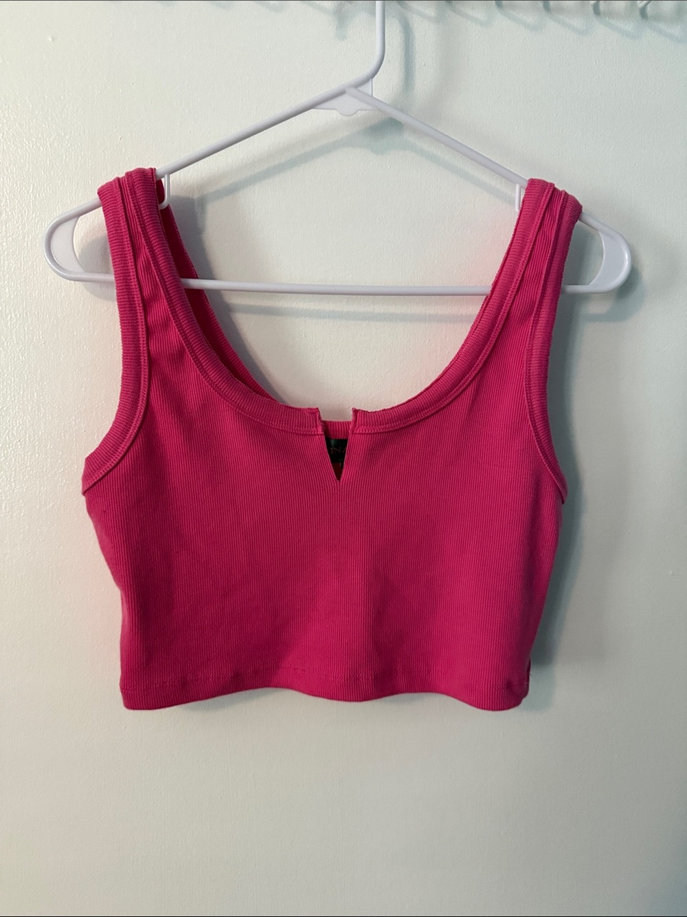 Signature8 Hot Pink Ribbed V-Notch Crop Tank